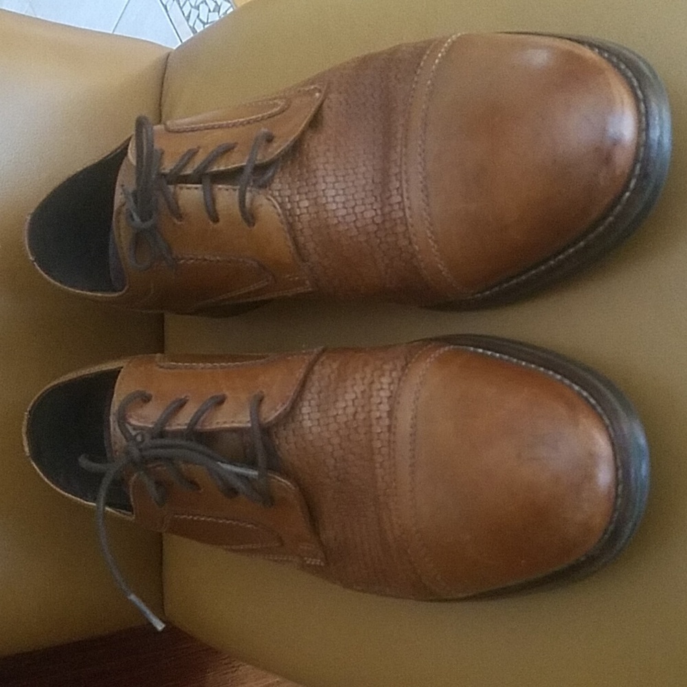 Rockport lace up weaved leather shoes